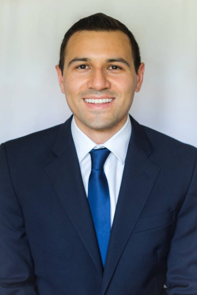 Daniel Gonzalez, MD Physician for Tendon Pain Treatment in Santa Rosa